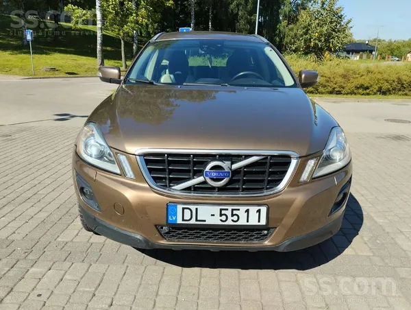 Volvo Rēzeknē 2.4 d .120kw. 4×4 darbojas. Ta 06.27 gadam