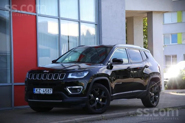 Jeep 1.4i/125kW, automāts, 4x4.
