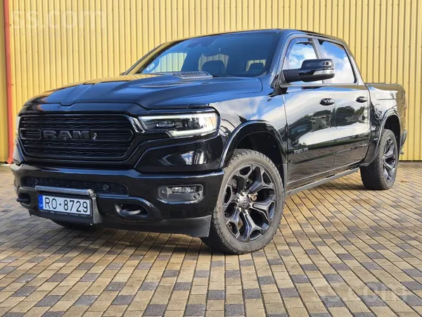 Dodge RAM - 1