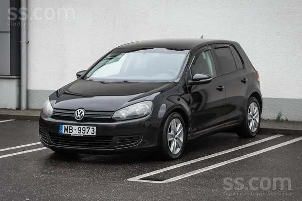 Volkswagen Golf 6 - 1.6 Tdi Bluemotion

77 kW / 103 ZS - Automāts - Hečbek