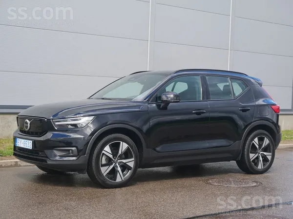 Xc40 P8 Recharge R-Design 408Zs Awd pilnpiedziņa. Cena ar Pvn 21%.
Skaists