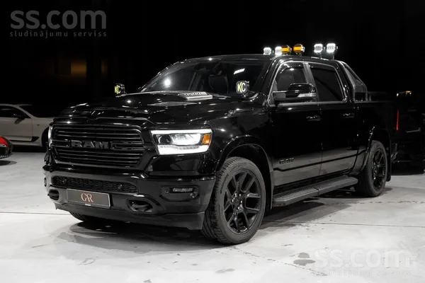 Dodge Pārdod dodge ram 1500 laramie 4x4 224kw. Cena ar p