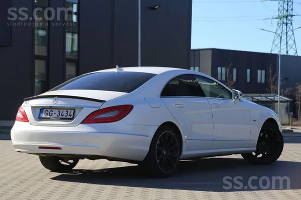 Cls350, 3.5 benzīns 225 kw, Automāts, Pirmā reģistrācija 28.01.2011.g. Latvi