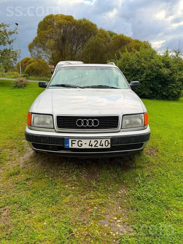 Pārdodu Audi 100 Avant. Automašīnai nesen izieta tehniskā apskate. Auto atbi