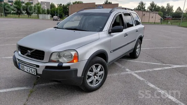 Volvo XC 90 - 1
