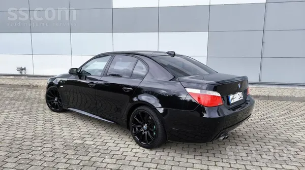 BMW 525 - 1