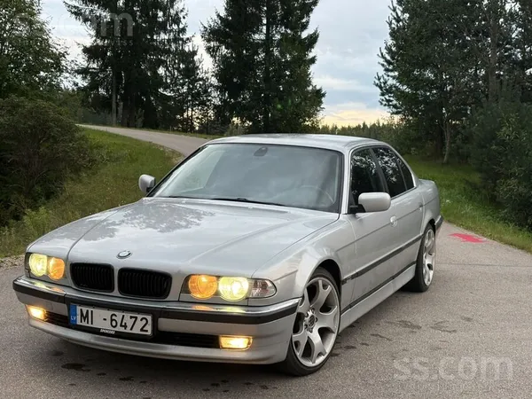 BMW 730 - 1