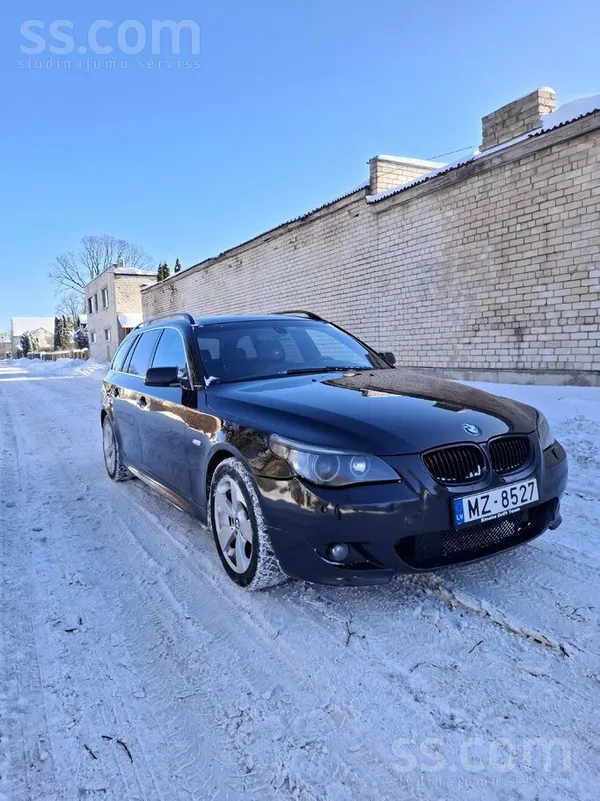 BMW 530