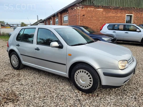 Volkswagen VW Golf IV 1.6i 74kw ar nobraukumu 187000km