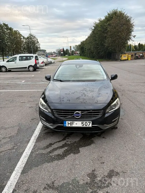 Volvo S60 - 1