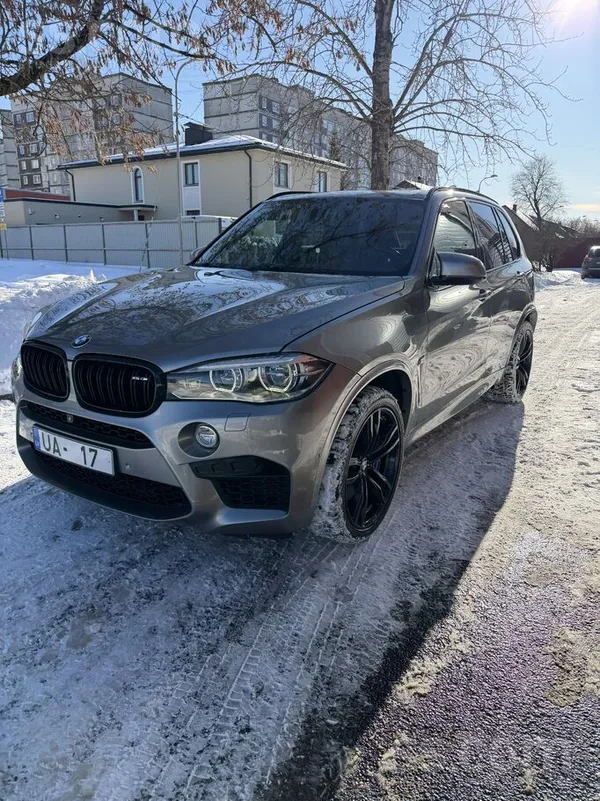 X5M, 423kw
Pilnākā komplektācija kāda var būt X5 M sērijai. 
Tehniski labā
