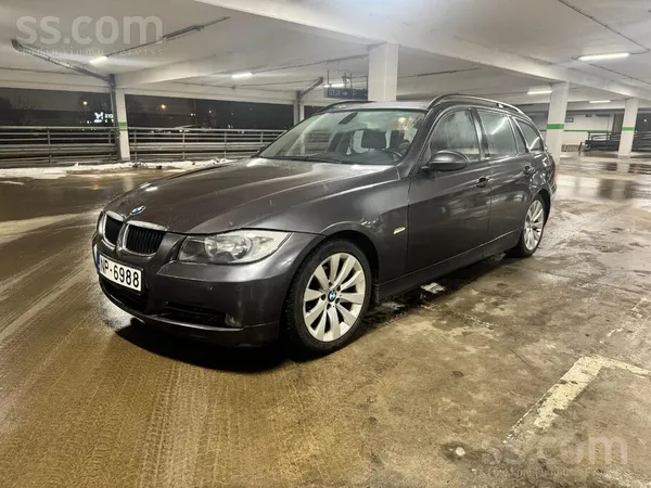 BMW 320