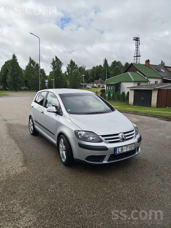 Volkswagen Машина в очень хорошем состоянии, технически и виз