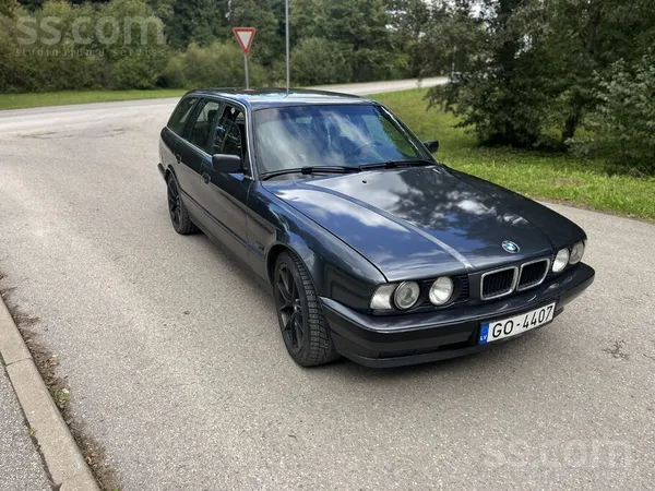 BMW Pārdodu skaisti sakoptu e34, svaiga skate un vissa