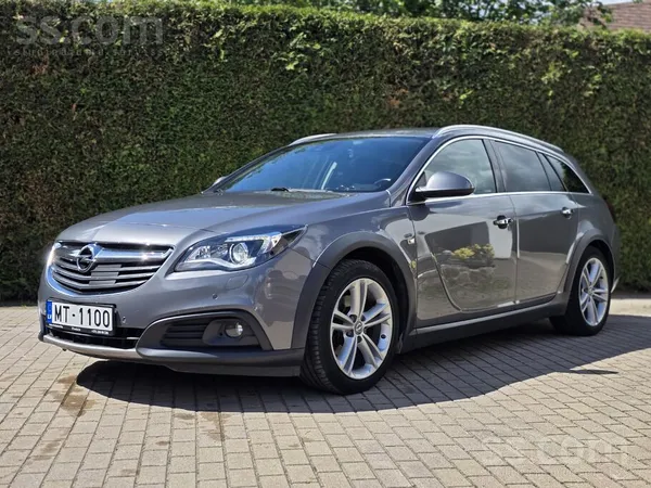 Opel Pārdodu ļoti labi aprīkotu Opel Insignia Country T