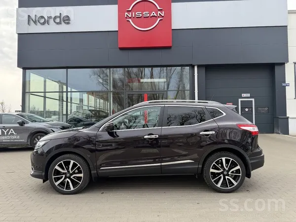 Nissan Īpašnieks pārdod Qashqai 1.6dCi X-Tronic Tekna