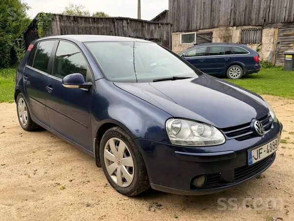 Volkswagen Pārdod Volkswagen Golf 5 (2007)