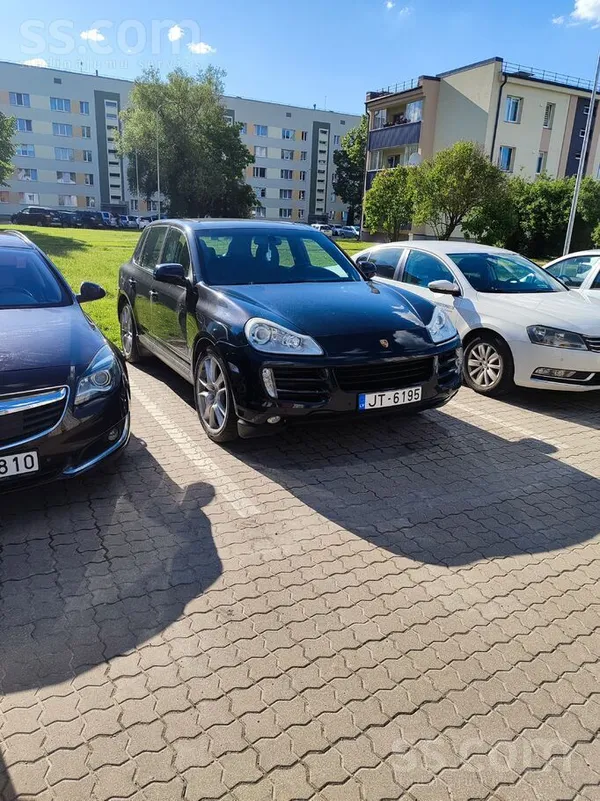 Porsche Īpašnieks pārdod automašīnu labā stāvoklī, jo vair