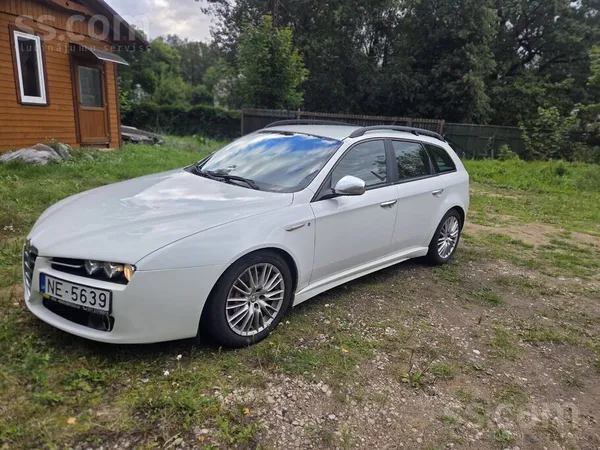 Alfa-Romeo 159 - 1