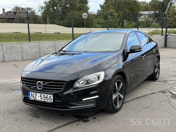 Volvo S60 - 1