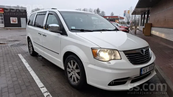 Lancia Voyager 2013, 2.8D dīzelis, Automāts, Furgons, Balts — Latvijā