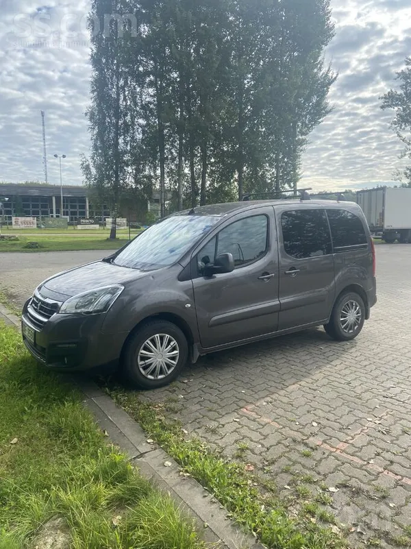 Pārdodu Peugeot Partner