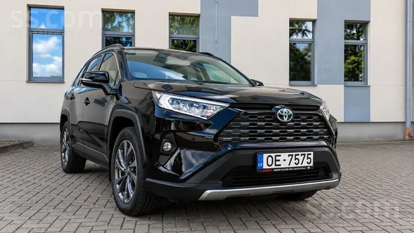 Toyota Pārdodu Toyota Rav4 Hybrid 2.5 Luxury Limited Edit