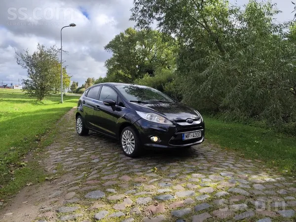 Ford Fiesta 2009, 1.4D dīzelis, Manuāls, Hečbeks, Melns — Latvijā