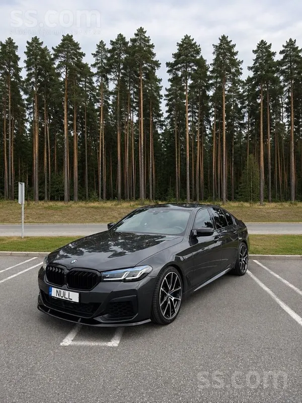 BMW BMW M550i xDrive G30 4.4 V8 Biturbo 620 ZS / 1000 