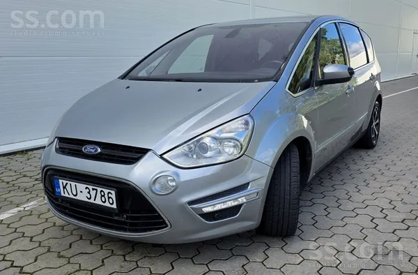 Ford S-Max. Titanium. 2.0Td 120kW. Facelift. Led. Xenon