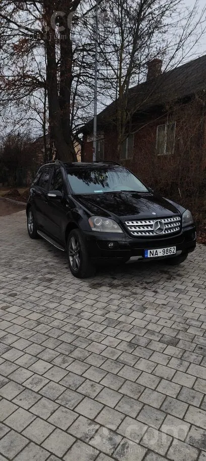 Продается комфортный проходимый автомобиль. 
По всем вопросам обращаться по