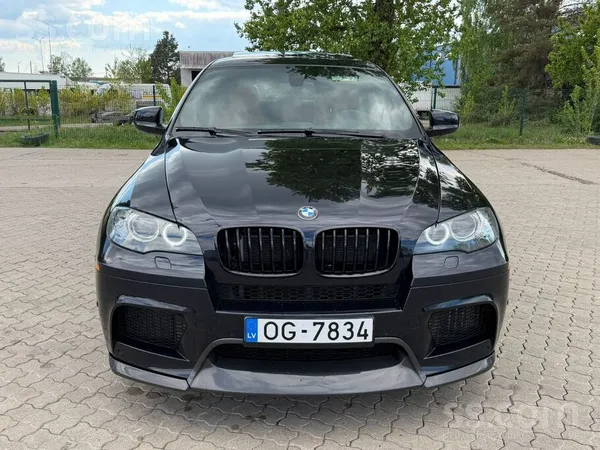 BMW Bmw X6M 414kw, teicama stavokli , Svaiga tehniska 