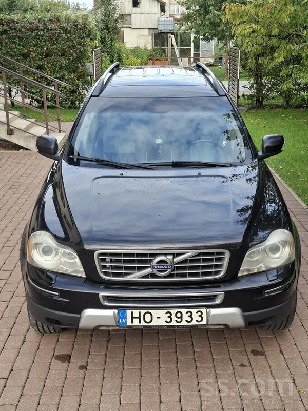 Volvo Pārdodu uzticamu, ietilpīgu un drošu apvidus auto 