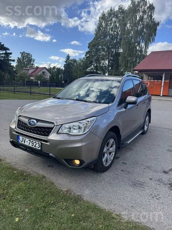 Pārdodu Ford Forester 2.0 benzīns, 4x4, automāts
2015. gada februāris, nobr