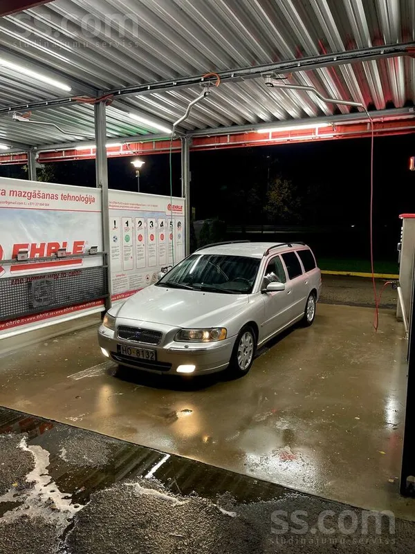 Volvo V70 facelift, 120kw D5, 2005 automats ar apskati 12.2026
Automašīnai