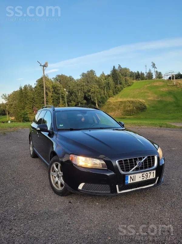 Volvo Pārdodu savu Volvo V70 D5 sakarā ar jauna auto ieg