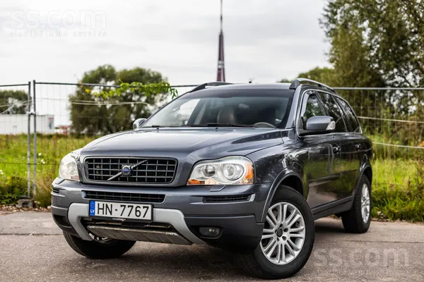 Volvo Volvo Xc90 ar 2.4 litru dīzeļdzinēju un automātisk