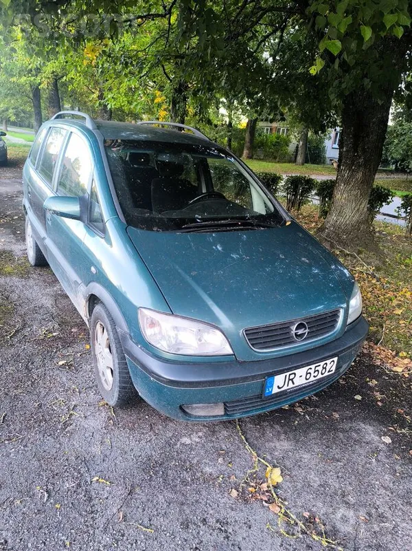 Opel Zafira - 1