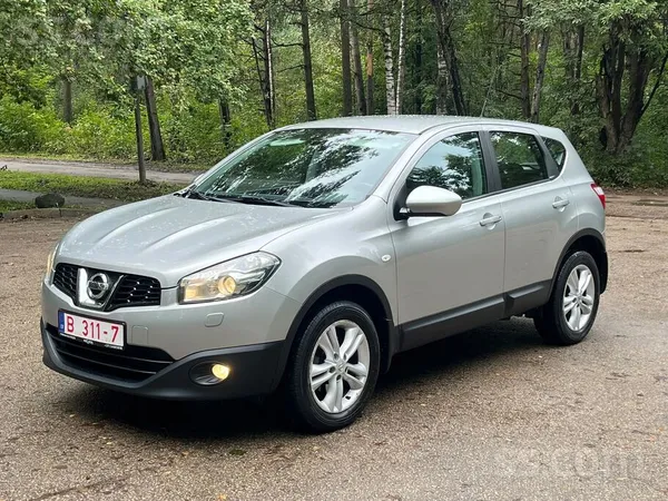 Nissan Nissan Qashqai, 1.6 benzīns, automātiskā ātrumkārb