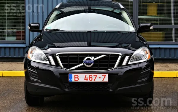 Tikko ievests. Volvo XC 60 Summum Xenium 2.4 Dīzelis Awd (4×4) Pilnpiedziņa