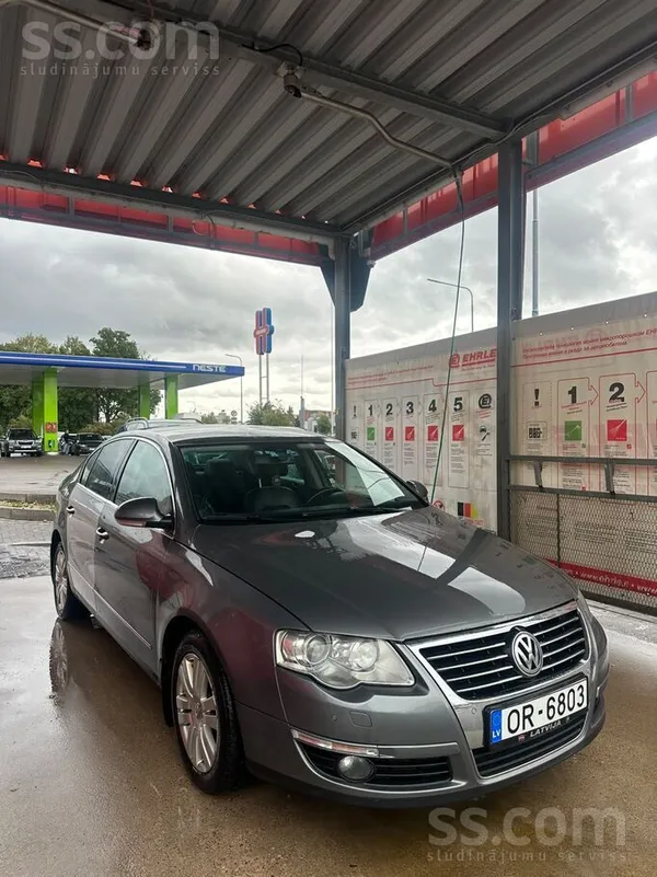 Volkswagen Pārdodu vw pasat B6 2.0benzins 110kw/140Zs