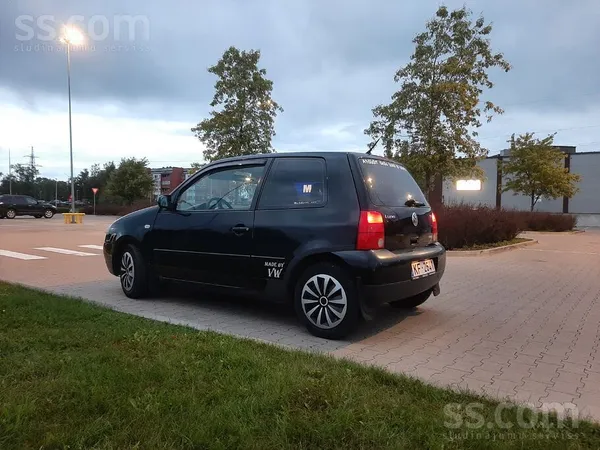 Pārdodu uzticamu, lētu, ekonomisku, vienkāršu un praktisku auto, kas neprasa