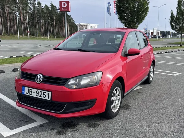 Volkswagen Polo - 1