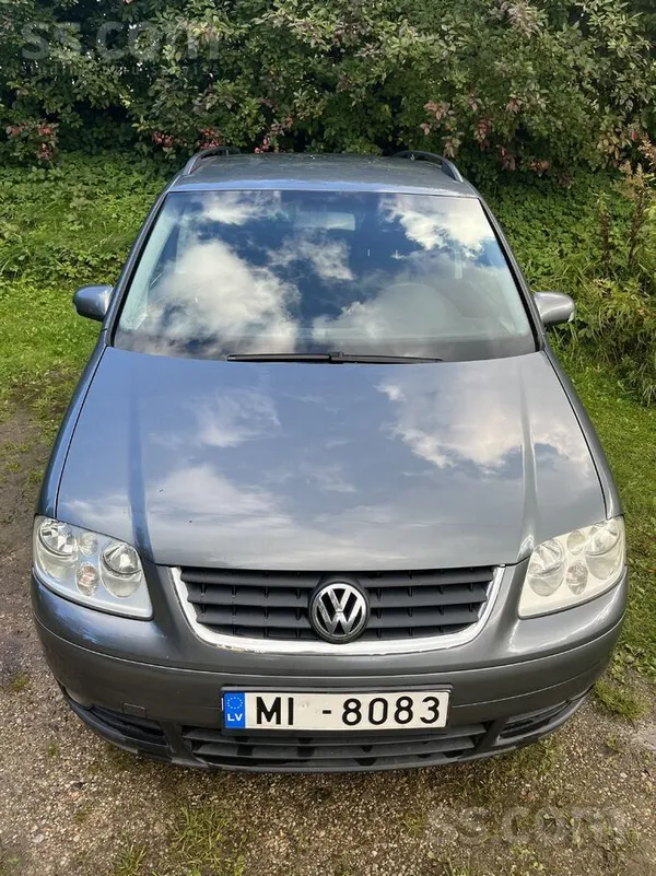 Pardodu labu darba auto ar defektiem. Kondicionieris strada pagasgad jauns s