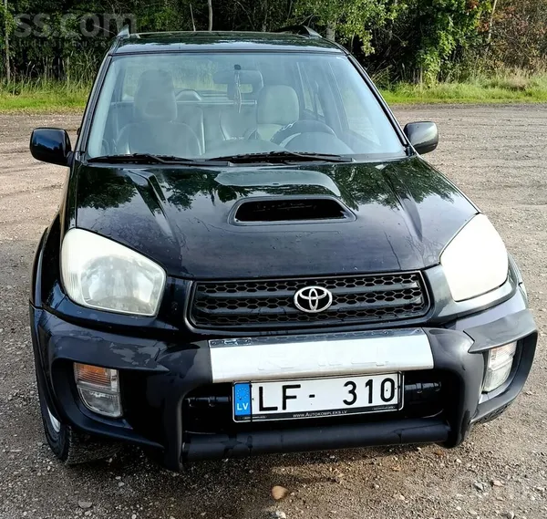 Toyota RAV 4 - 1