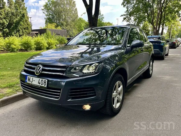 Pārdodu savu VW Touareg ar pilnpiedziņu, 3.0 dīzeli (150kw), 8 pakāpju autom