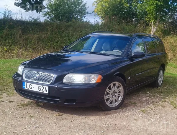 Volvo Pārdod Volvo V70, labs, jaudōīgs motors. Defekti i