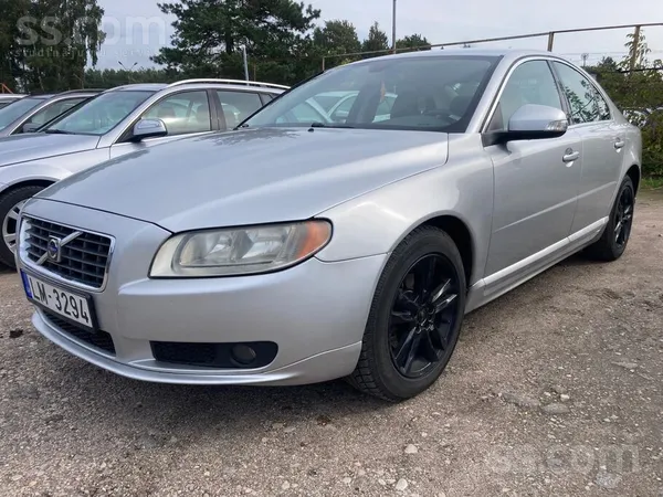 Volvo Pārdodam labā stavoklī Volvo S80 2.4D. Pirmā reģis