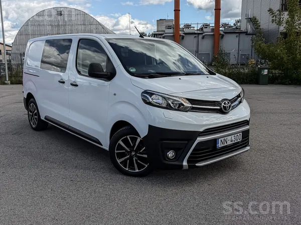 6 Sēdvietas. Veikta apkope. Sakabes āķis. Atpakaļskata kamera. Tavs auto var