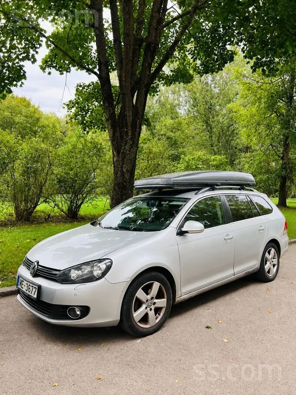 Volkswagen Sakarā ar plānu maiņu pārdodu automašīnu. Auto nes
